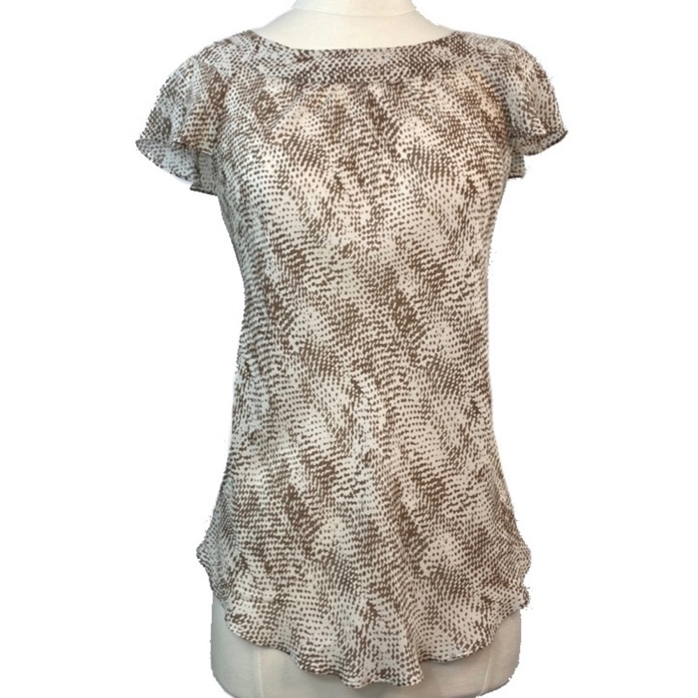 Banana Republic Ruffle sleeves and trim